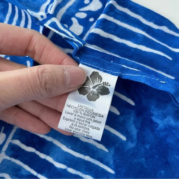 Beach Wrap - Picture 2 of 3